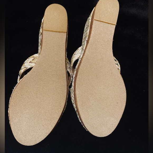 Very Volatile Tracee Wedges size 9 - Picture 5 of 10